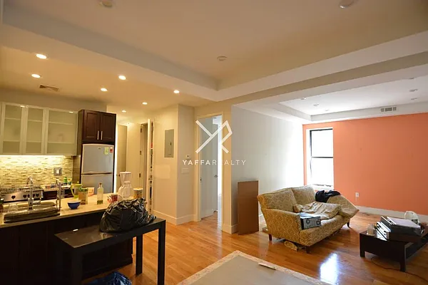Rented by Yaffa Realty LLC | media 29