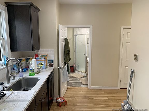landlord_unit_photo_65281891_2
