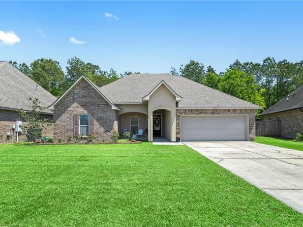 10097 Nanterre Ct, Madisonville, LA 70447