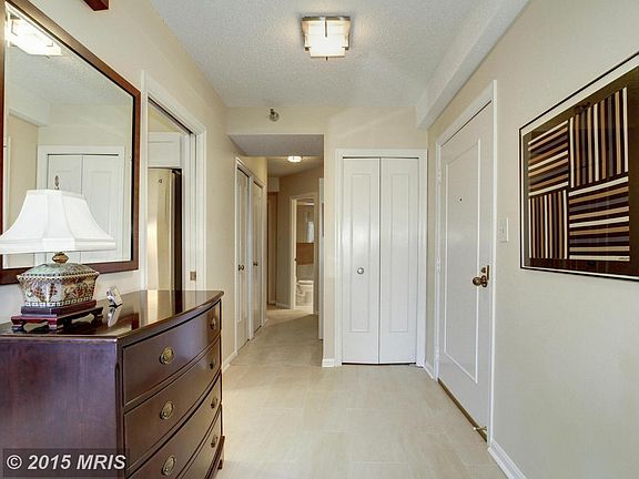 2nd image of 5800 Nicholson Ln APT 1203
