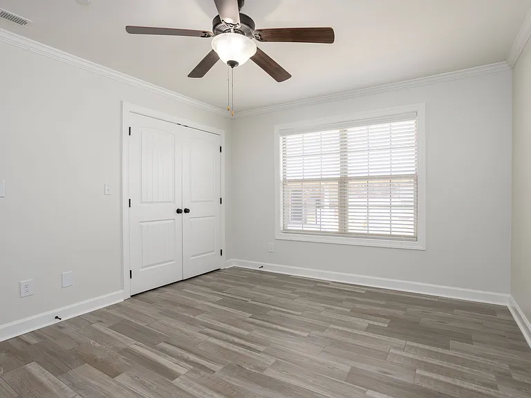 The Oakley at Deerfield — Photo 13