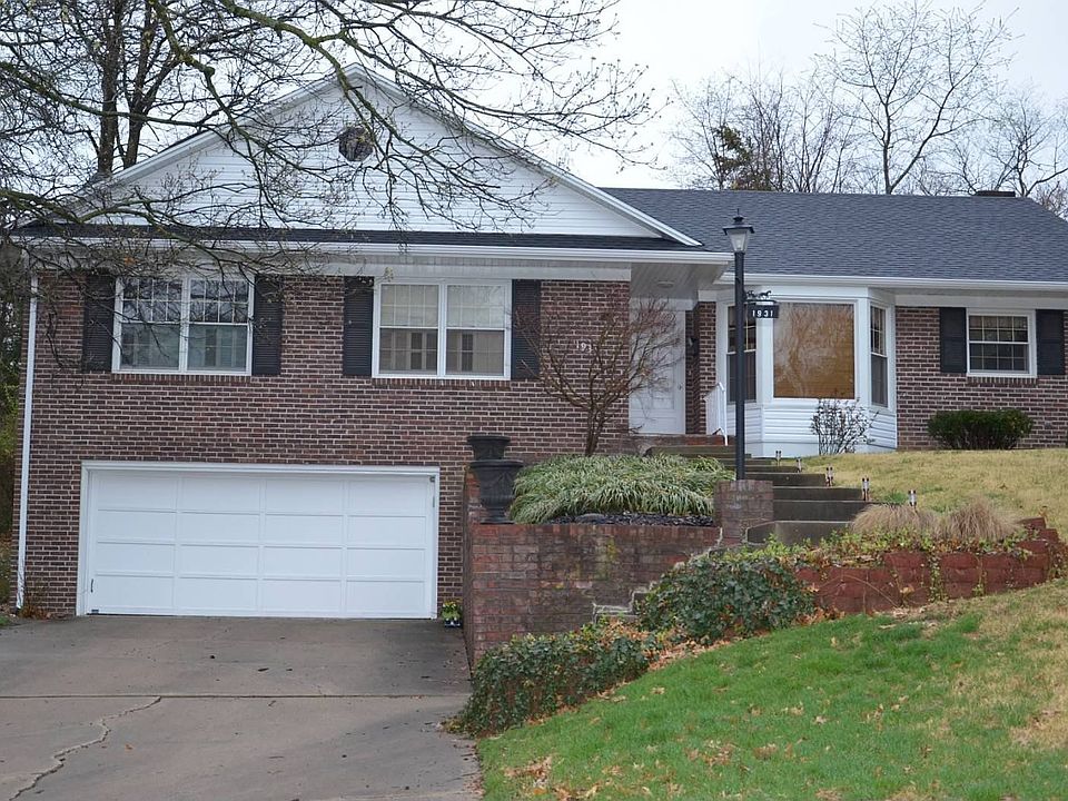1st image of 1931 Allen Dr