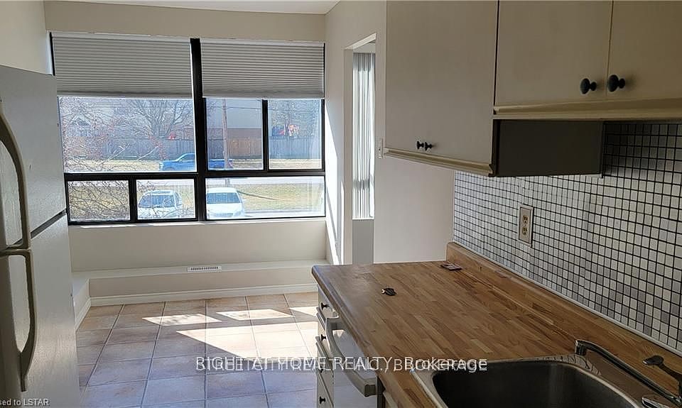 1st image of 1600 Adelaide St N #202