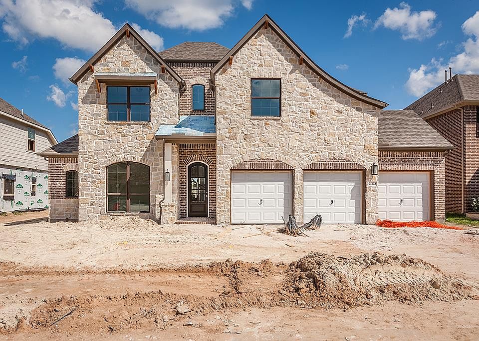 1st image of 21222 Lucknow Ln