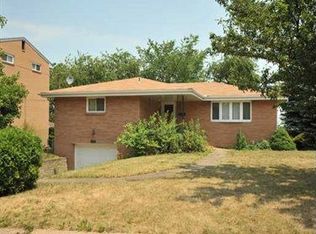 113 Cedarbrook Dr, Pittsburgh, PA 15220