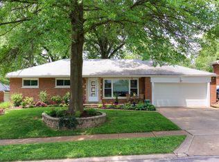 1065 Trelane Ave, Saint Louis, MO 63126