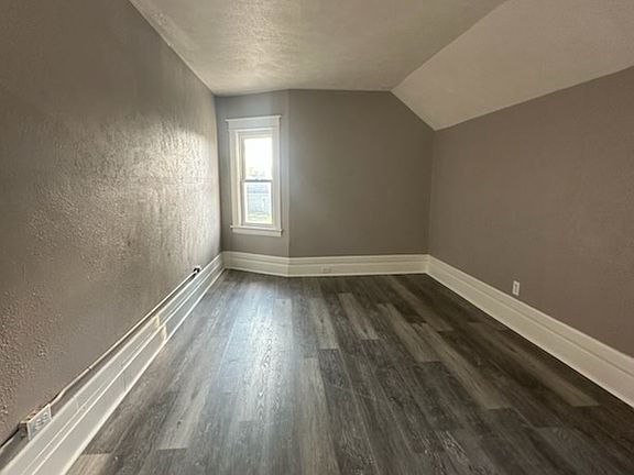 3rd image of 1160 Sanford St APT 2