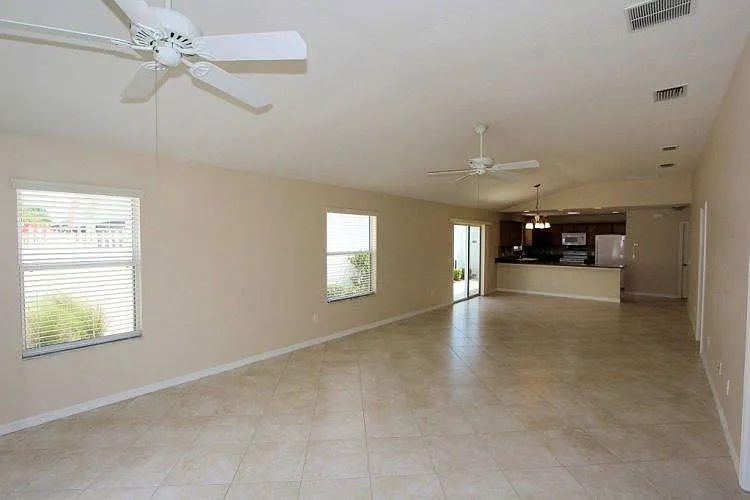 2220 Pilar Pl — Photo 4