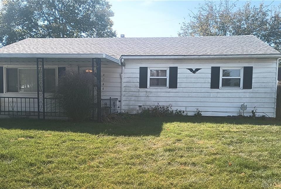 2nd image of 4744 Ozark Ave