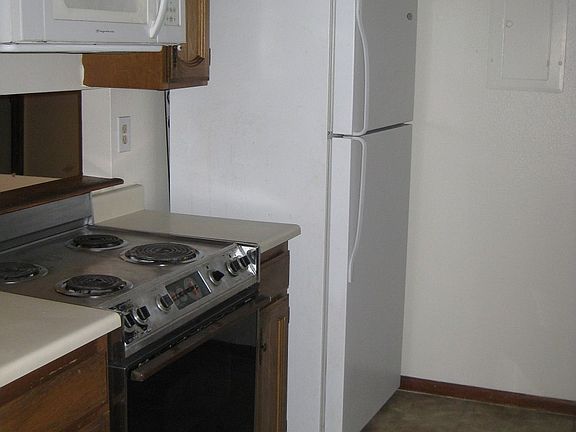 5th image of 14214 E 1st Dr APT C01