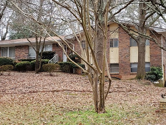 4th image of 1148 Valley Dr NE