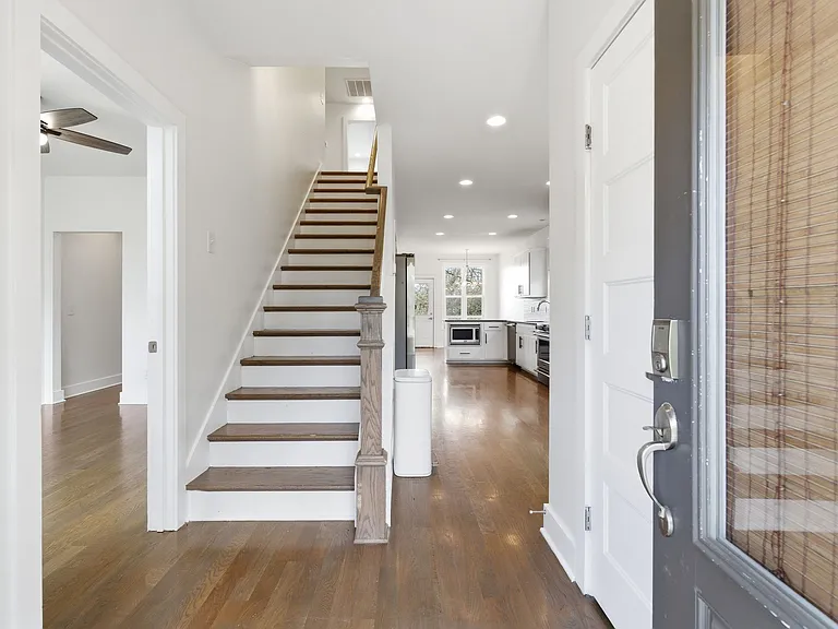 2622 Airpark Dr — Photo 4