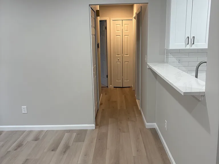 1402 Heritage Dr — Photo 4