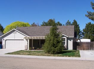 7678 Cedarbrook Dr, Nampa, ID 83687