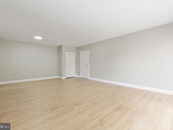 4th image of 10106 Campus Way S APT 303-3B
