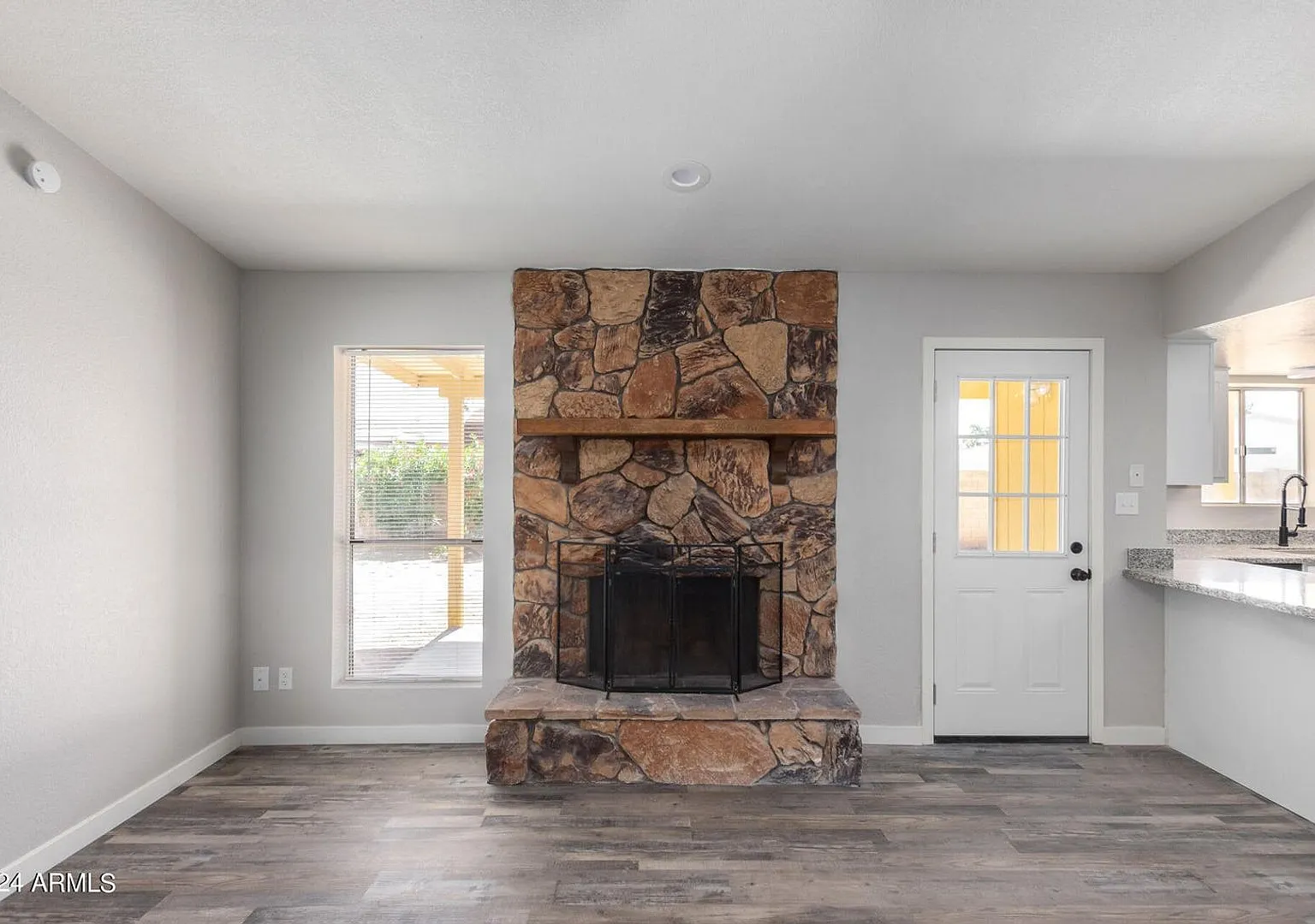 3 bed, 3 bath Mesa home — Photo 4