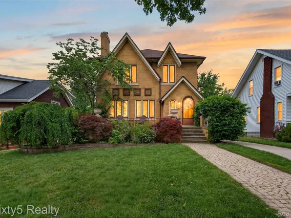 2920 Riverside Dr, Trenton, MI 48183
