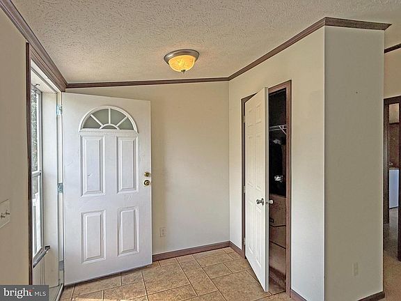 3rd image of 27562 Thistle Ln