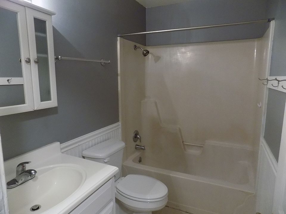 1st image of 340 Beachwood Dr #2B