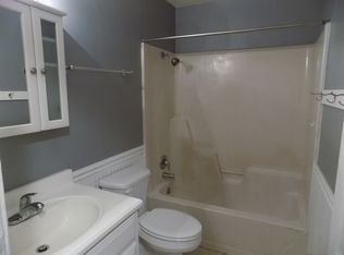 340 Beachwood Dr #2B, Sunrise Beach, MO 65079