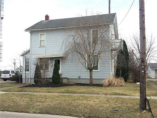 1st image of 208 E Smith St
