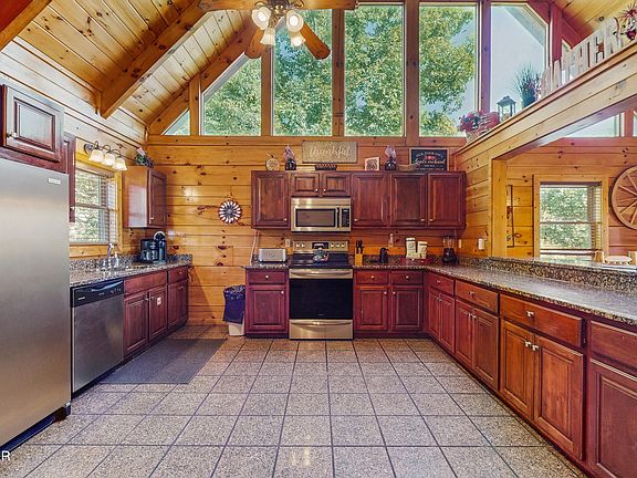 5th image of 3221 Engle Town Rd