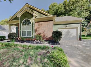 11100 Pale Hickory Ln, Charlotte, NC 28215