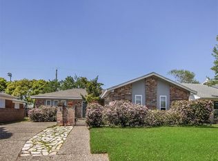5512 Palm Cir, Galveston, TX 77551