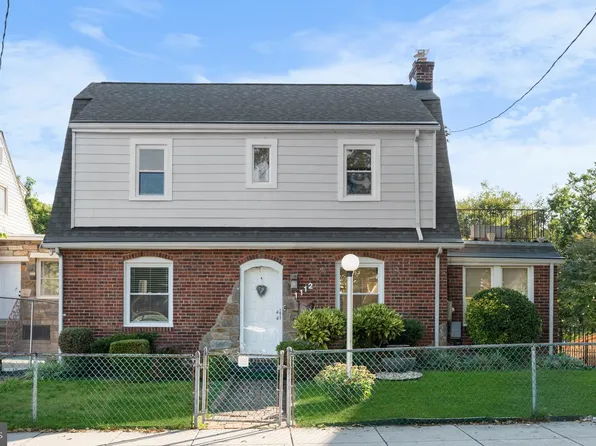 1112 44th Pl SE, Washington, DC 20019