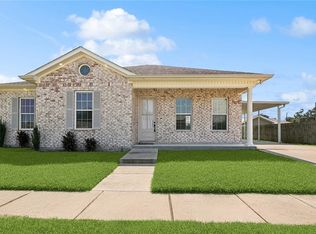 2705 Pecan Dr, Chalmette, LA 70043