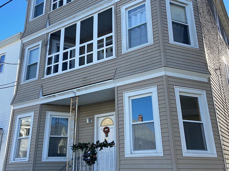 190 Division St #3E — Photo 1