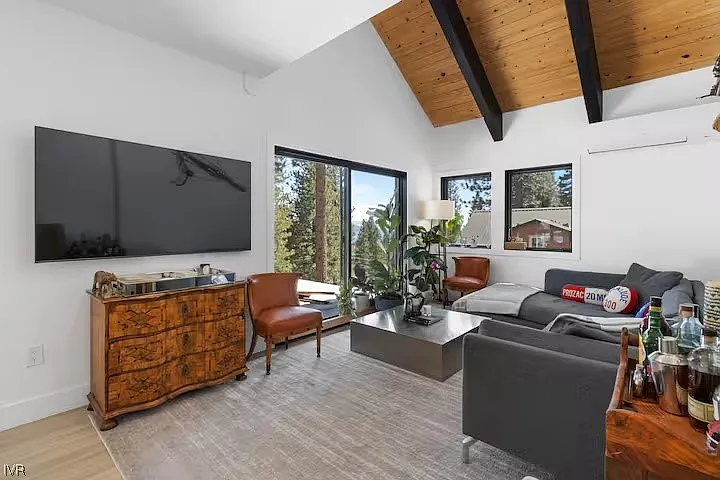 570 Tyner Way — Photo 10