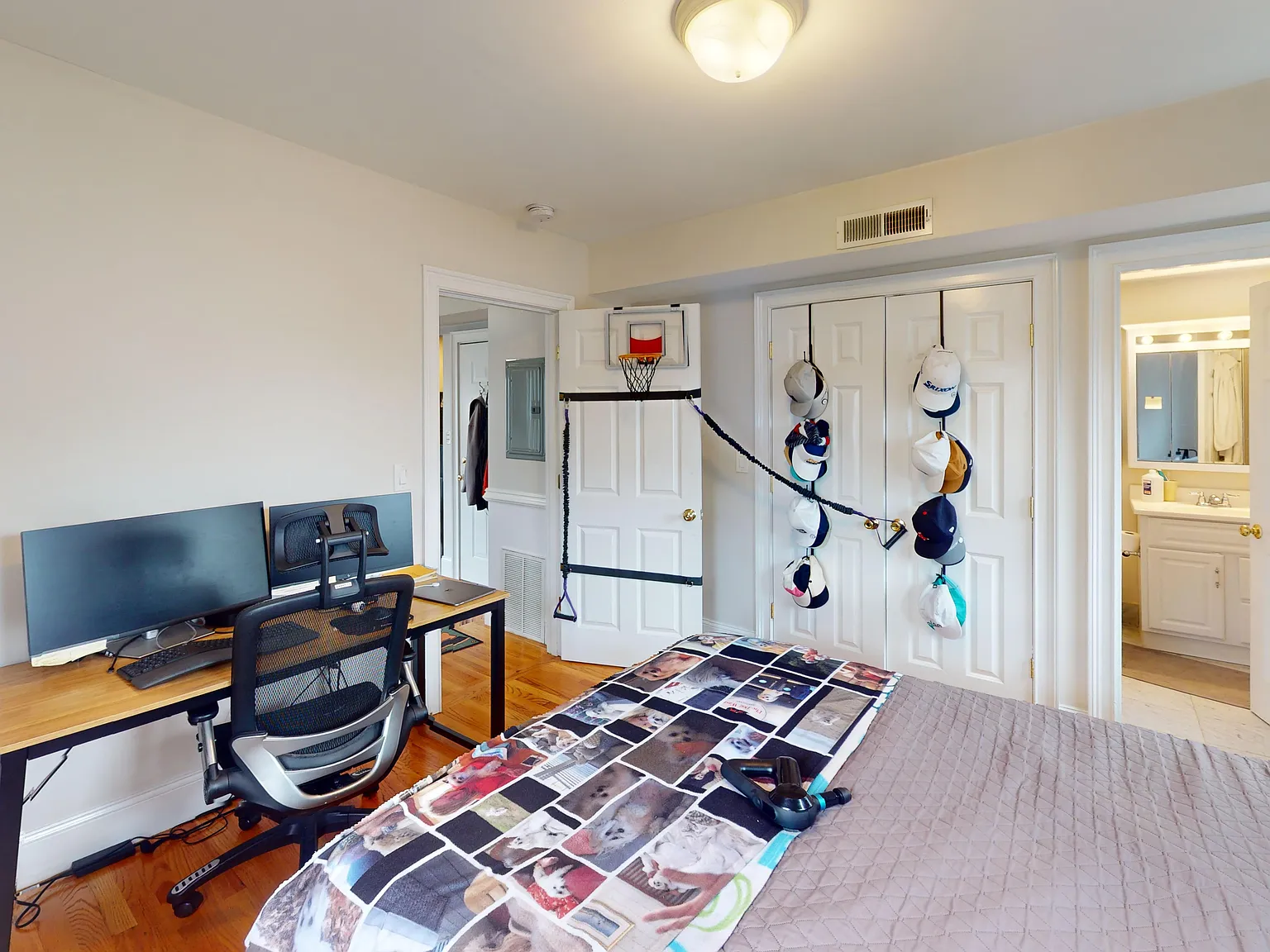 1 bed, 1.0 bath, 406 sqft, $2,450 — Photo 4