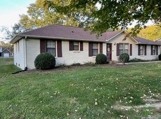 8041 Arbor Dr, Nashville, TN 37221