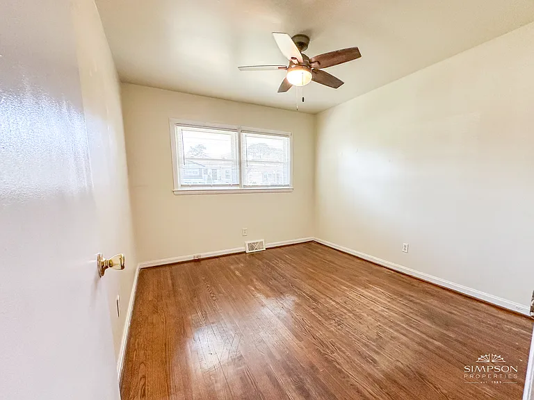 1730-32 Darbrook Dr #30 — Photo 8
