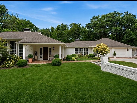 3rd image of 6010 Hickory Valley Rd
