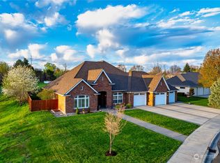 27 Shangri La Ct, Walla Walla, WA 99362