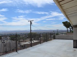 561 Agnes Dr, Barstow, CA 92311