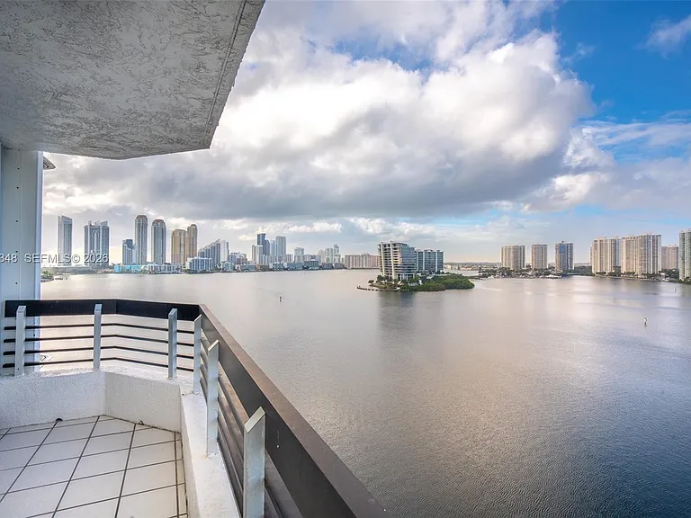 3530 Mystic Pointe Dr #1401 — Photo 6