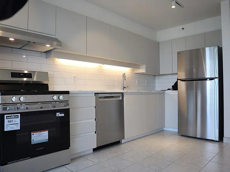 551 Austin Ave #1604 — Photo 9