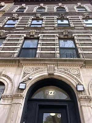 Rented by Chantior Real Estate LLC | media 26