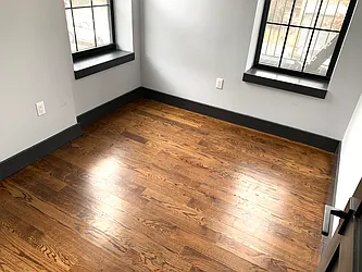 Rented by Tapiro Realty