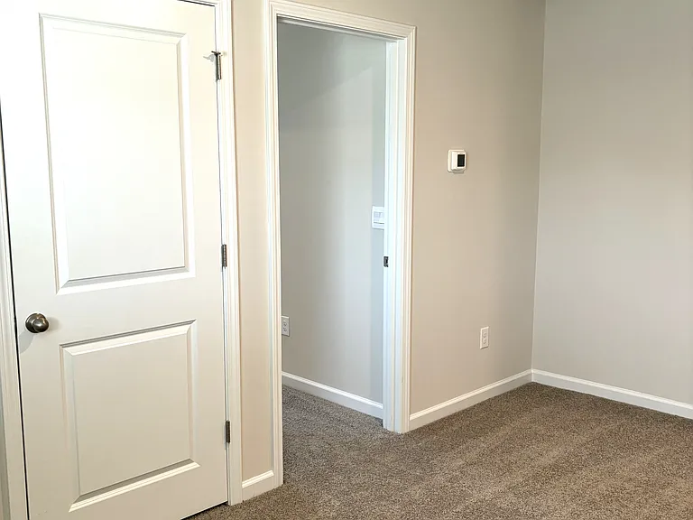 100 Kelsey Ct — Photo 25