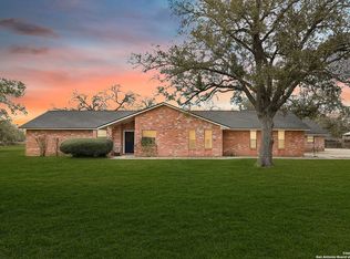 243 Eileen Dr, Pleasanton, TX 78064