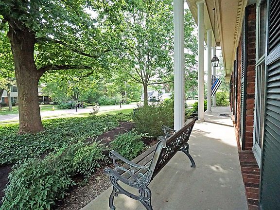 3rd image of 4991 Twinbrook Ct