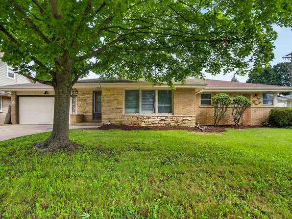 10216 W Burleigh STREET, Wauwatosa, WI 53222
