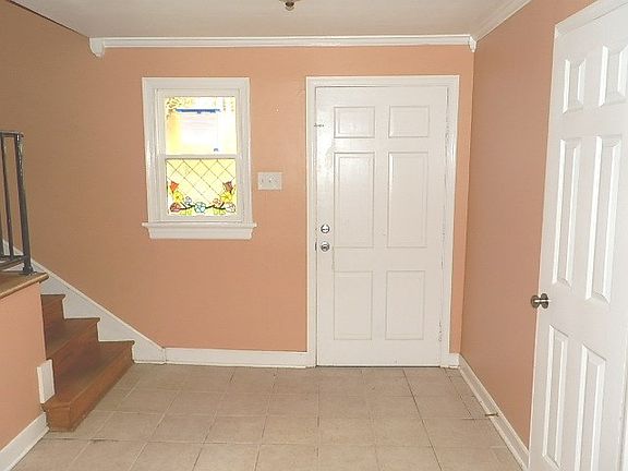 3rd image of 617 Bayliss Dr