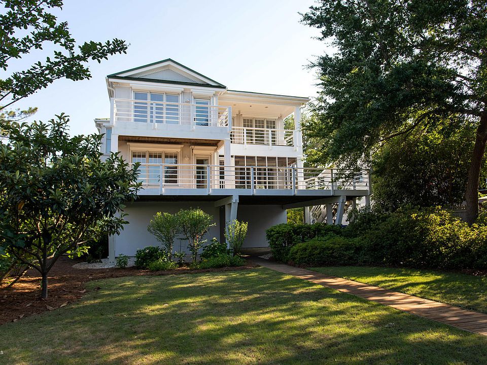 1st image of 504 W Yacht Drive