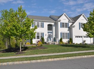 18 Chestnut Way, Flanders, NJ 07836