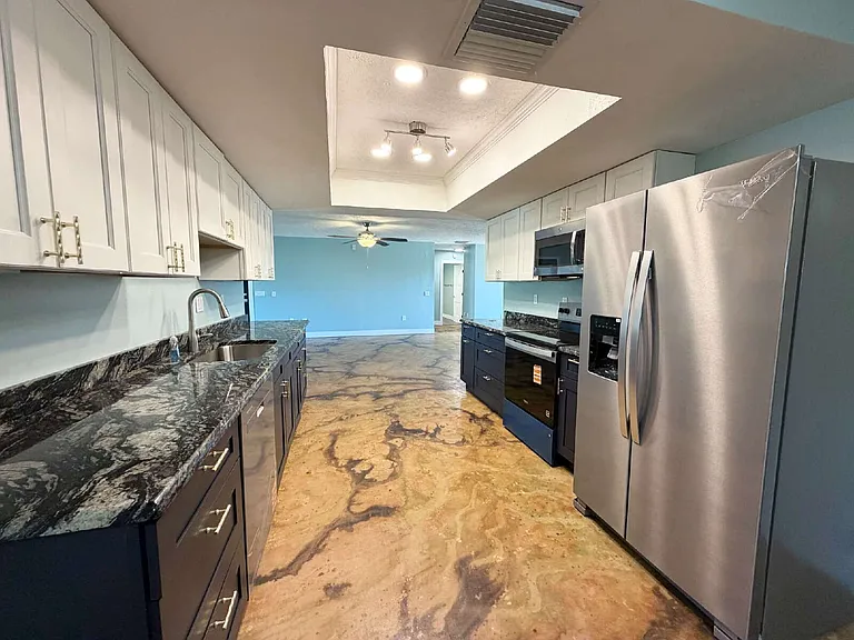 13815 San Juan Ave — Photo 25